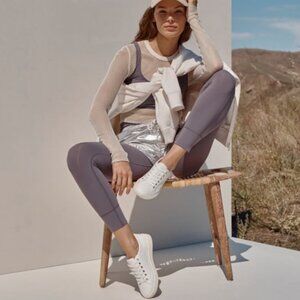 VIONIC Winny White Croc Embossed Sneakers Lace-up 9 MSRP $149